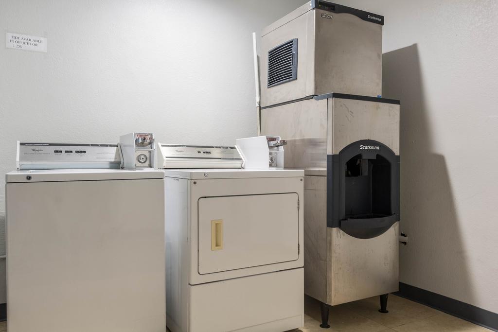 Scottish Inn And Suites Tomball Εξωτερικό φωτογραφία